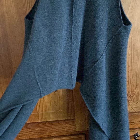 Brochu Walker Merino Wool Sweater Vest - Picture 8 of 8